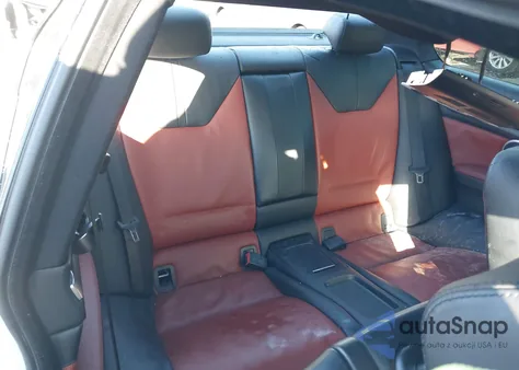 2011 BMW M3 z USA, uszkodzony, nr VIN WBSKG9C55BE797442